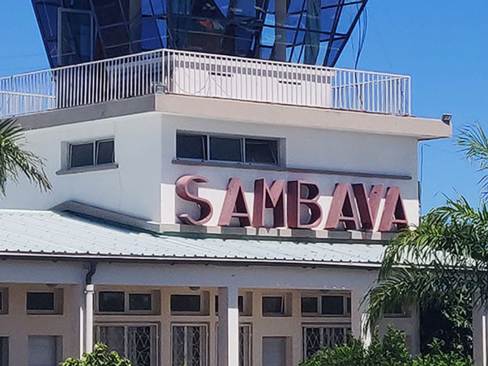 Closest Airport to Antalaha Office